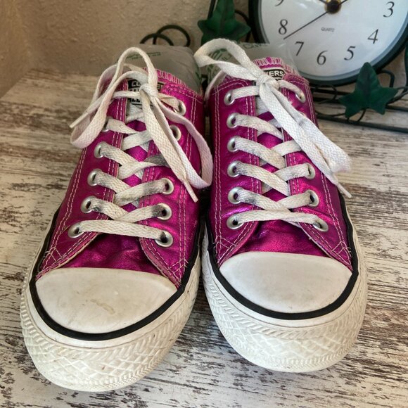 Converse All Stars Low Top Metallic Pink Chuck Taylors M5/W7 Barbiecore - Picture 2 of 6